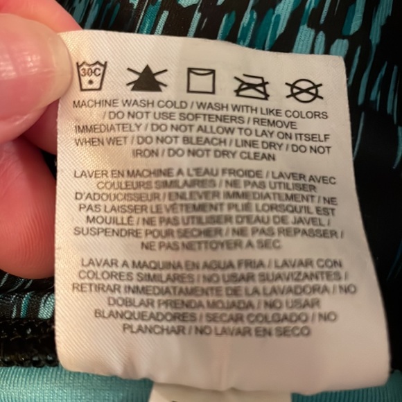 NIKE sz M green black crop workout leggings really good condition!” - Picture 7 of 7